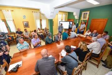 Plantación de 4.400 almendreros, nogales, higueras y olivos en Valsequillo (Foto TA)